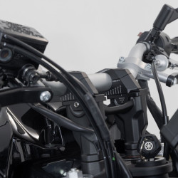 Riser SW-Motech ad arretramento variabile neri per manubri diam. 28 Riser SW-Motech ad arretramento variabile neri per manubri diam. 28