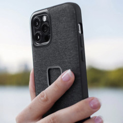 Custodia Peak Design Everyday grigia per iPhone 13 Pro Custodia Peak Design Everyday grigia per iPhone 13 Pro