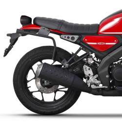 Portavaligie laterale Shad 3P su Yamaha XSR 125 Portavaligie laterale Shad 3P su Yamaha XSR 125