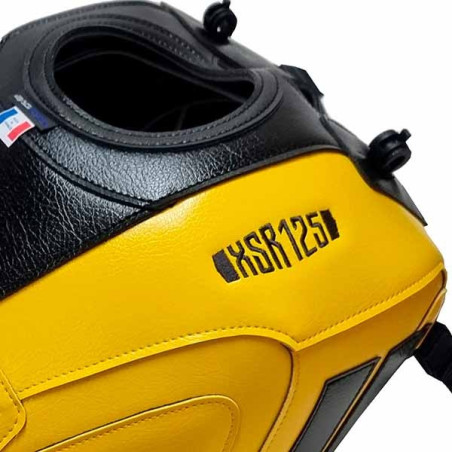 Copriserbatoio Bagster per Yamaha XSR 125 in similpelle nero e giallo Copriserbatoio Bagster per Yamaha XSR 125 in similpelle nero e giallo