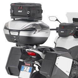 Portapacchi Givi SR1196 per Honda NT 1100 dal 2022 Portapacchi Givi SR1196 per Honda NT 1100 dal 2022