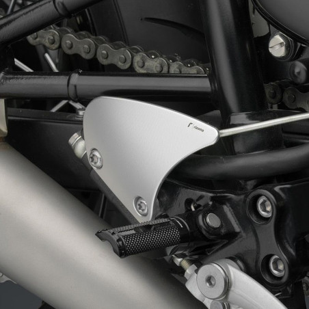 Paratacco Rizoma per Triumph Thruxton 900 Paratacco Rizoma per Triumph Thruxton 900