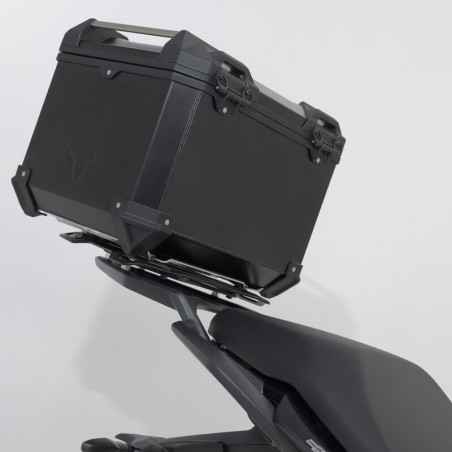 Piastra SW-Motech Adventure Rack su Triumph Tiger Sport 660 per borse o bauli di varie marche
