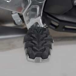 Pedane regolabili passeggero SW-Motech EVO per Triumph Tiger Sport 660 Pedane regolabili passeggero SW-Motech EVO per Triumph Tiger Sport 660