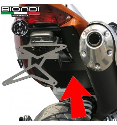 Sottocoda Biondi per portatarga su Honda Hornet 600 03-07