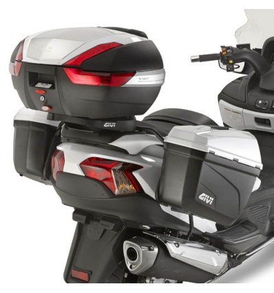 Portavaligie laterale Givi Monokey per Suzuki Burgman 650 dal 2013 Portavaligie laterale Givi Monokey per Suzuki Burgman 650 dal 2013