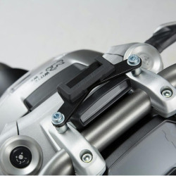 Staffa SW-Motech per GPS su Ducati XDiavel e XDiavel S Staffa SW-Motech per GPS su Ducati XDiavel e XDiavel S