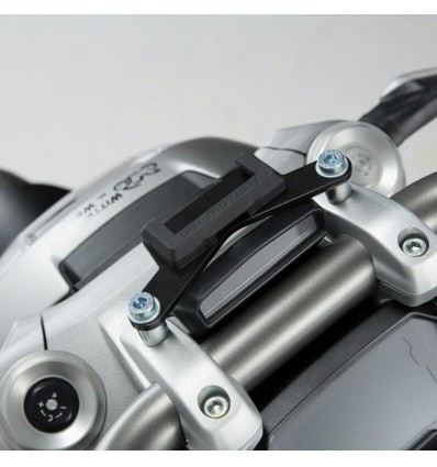 Staffa SW-Motech per GPS su Ducati XDiavel e XDiavel S Staffa SW-Motech per GPS su Ducati XDiavel e XDiavel S