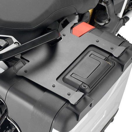 Supporti Givi per borse extra su valigie BMW Vario Supporti Givi per borse extra su valigie BMW Vario