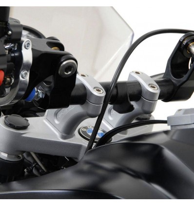 Riser SW-Motech rialzati e arretrati per BMW R1200GS 08-12 Riser SW-Motech rialzati e arretrati per BMW R1200GS 08-12