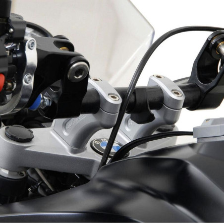 Riser SW-Motech rialzati e arretrati per BMW R1200GS 08-12 Riser SW-Motech rialzati e arretrati per BMW R1200GS 08-12