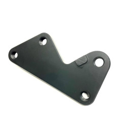 Staffa Lightech per disco freno maggiorato da 190 mm Honda Dio nera Staffa Lightech per disco freno maggiorato da 190 mm Honda Dio nera