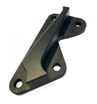 Staffa Lightech per disco freno maggiorato da 190 mm Honda Dio nera Staffa Lightech per disco freno maggiorato da 190 mm Honda Dio nera