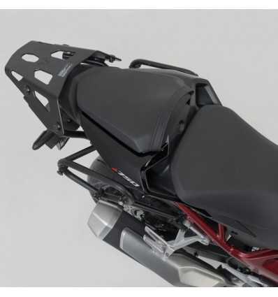 Telaio laterale SW-Motech per borse SLC su Honda CB 750 Hornet Telaio laterale SW-Motech per borse SLC su Honda CB 750 Hornet