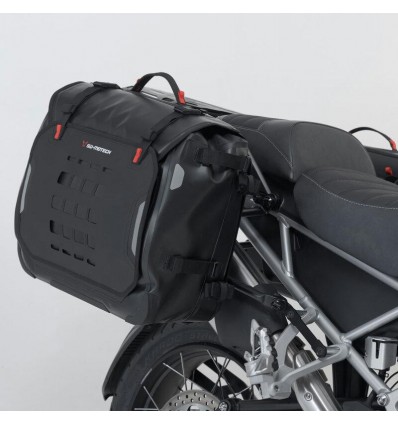 Kit borse SW-Motech Sysbag WP L per Triumph Tiger 1200 Rally Pro, GT e GT Pro Kit borse SW-Motech Sysbag WP L per Triumph Tiger 1200 Rally Pro, GT e GT Pro