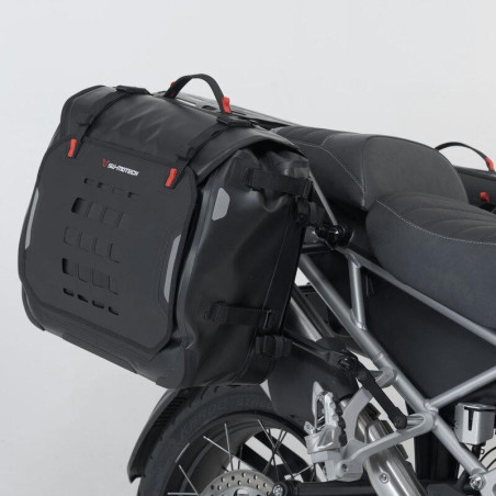 Kit borse SW-Motech Sysbag WP L per Triumph Tiger 1200 Rally Pro, GT e GT Pro Kit borse SW-Motech Sysbag WP L per Triumph Tiger 1200 Rally Pro, GT e GT Pro