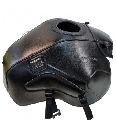 Copriserbatoio Bagster per Honda CB 750 Hornet in similpelle nero Copriserbatoio Bagster per Honda CB 750 Hornet in similpelle nero