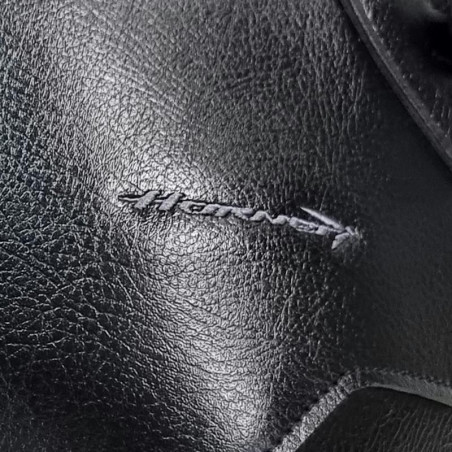 Copriserbatoio Bagster per Honda CB 750 Hornet in similpelle nero Copriserbatoio Bagster per Honda CB 750 Hornet in similpelle nero