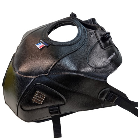 Copriserbatoio Bagster per Suzuki GSX-S 125 in similpelle nero Copriserbatoio Bagster per Suzuki GSX-S 125 in similpelle nero
