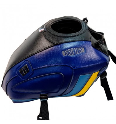 Copriserbatoio Bagster per Yamaha XSR 125 in similpelle nero, blu e giallo Copriserbatoio Bagster per Yamaha XSR 125 in similpelle nero, blu e giallo