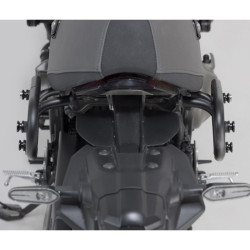 Telaio laterale SW-Motech per borse SLC su Yamaha XSR 900 dal 2022 Telaio laterale SW-Motech per borse SLC su Yamaha XSR 900 dal 2022