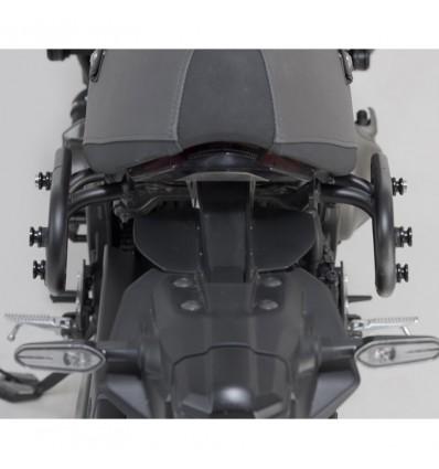 Telaio laterale SW-Motech per borse SLC su Yamaha XSR 900 dal 2022 Telaio laterale SW-Motech per borse SLC su Yamaha XSR 900 dal 2022