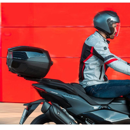 Bauletto Givi Monokey V58NN Maxia 5 da 58 litri nero Bauletto Givi Monokey V58NN Maxia 5 da 58 litri nero