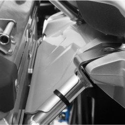 Protezioni schizzi Wunderlich per portapacchi BMW R1200 GS e R1250GS Protezioni schizzi Wunderlich per portapacchi BMW R1200 GS e R1250GS