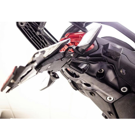 Portatarga regolabile Evotech per Ducati Multistrada V4, V4S e V4S Sport Portatarga regolabile Evotech per Ducati Multistrada V4, V4S e V4S Sport