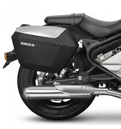 Portavaligie laterale Shad 3P su Royal Enfield Super Meteor 650 Portavaligie laterale Shad 3P su Royal Enfield Super Meteor 650