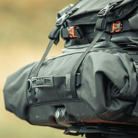 Borsa cargo impermeabile Givi GRT723 Canyon Monokey dal 40 litri Borsa cargo impermeabile Givi GRT723 Canyon Monokey dal 40 litri