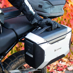 Valigie laterali Hepco & Becker X-Core 18 litri nere attacco C-Bow Valigie laterali Hepco & Becker X-Core 18 litri nere attacco C-Bow