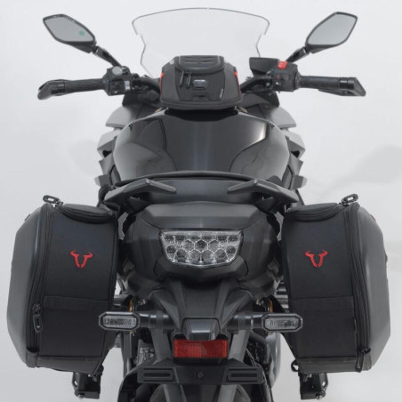 Borse laterali SW-Motech PRO Blaze con telai specifici per Suzuki GSX-S 1000 GT Borse laterali SW-Motech PRO Blaze con telai specifici per Suzuki GSX-S 1000 GT