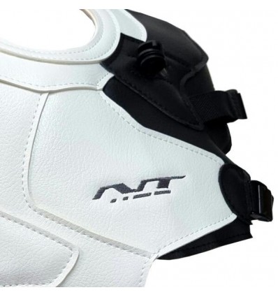 Copriserbatoio Bagster in similpelle bianco per Honda NT 1100 Copriserbatoio Bagster in similpelle bianco per Honda NT 1100