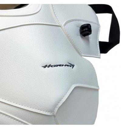 Copriserbatoio Bagster per Honda CB 750 Hornet in similpelle bianco Copriserbatoio Bagster per Honda CB 750 Hornet in similpelle bianco