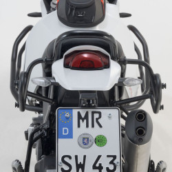 Telaio laterale SW-Motech per borse SLC su Ducati Desert X Telaio laterale SW-Motech per borse SLC su Ducati Desert X