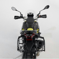 Kit telai laterali SW-Motech PRO a sgancio rapido per Aprilia Tuareg 660 Kit telai laterali SW-Motech PRO a sgancio rapido per Aprilia Tuareg 660