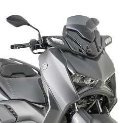 Cupolino sportivo fume Givi per Yamaha X-Max 300 dal 2023