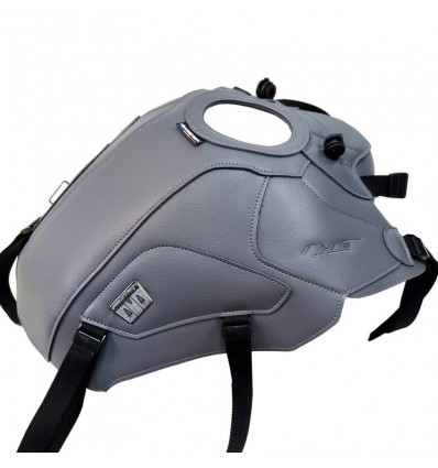 Copriserbatoio Bagster in similpelle grigio tuono per Honda NT 1100 Copriserbatoio Bagster in similpelle grigio tuono per Honda NT 1100