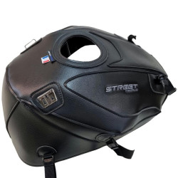 Copriserbatoio Bagster per Triumoh Street Triple 765 in similpelle nero Copriserbatoio Bagster per Triumoh Street Triple 765 in similpelle nero