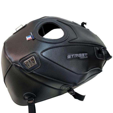 Copriserbatoio Bagster per Triumoh Street Triple 765 in similpelle nero Copriserbatoio Bagster per Triumoh Street Triple 765 in similpelle nero