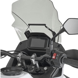 Traversino Givi per cruscotto su Honda XL 750 Transalp Traversino Givi per cruscotto su Honda XL 750 Transalp