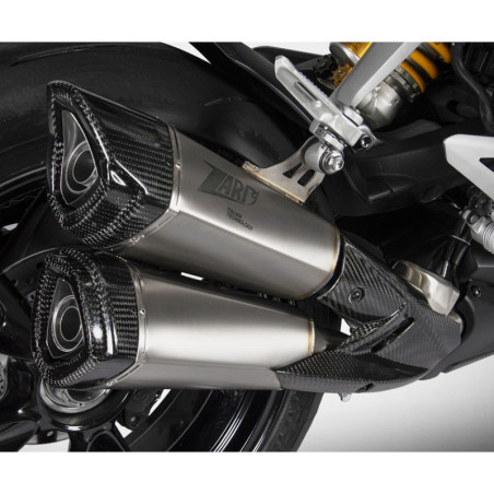 Terminale doppio Slip On Zard per Triumph Speed Triple 1200 RR e RS Terminale doppio Slip On Zard per Triumph Speed Triple 1200 RR e RS