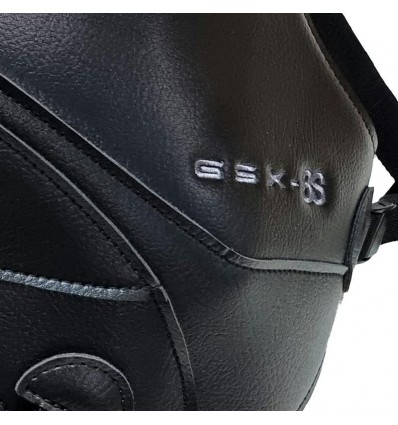 Copriserbatoio Bagster per Suzuki GSX-8S similpelle nero Copriserbatoio Bagster per Suzuki GSX-8S similpelle nero