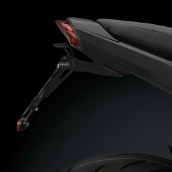 Portatarga regolabile Rizoma Fox per Yamaha MT-10 dal 2022 Portatarga regolabile Rizoma Fox per Yamaha MT-10 dal 2022