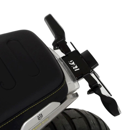 Portatarga R&G per Husqvarna Vitpilen 401 e Svartpilen 125-401 dal 2020 Portatarga R&G per Husqvarna Vitpilen 401 e Svartpilen 125-401 dal 2020