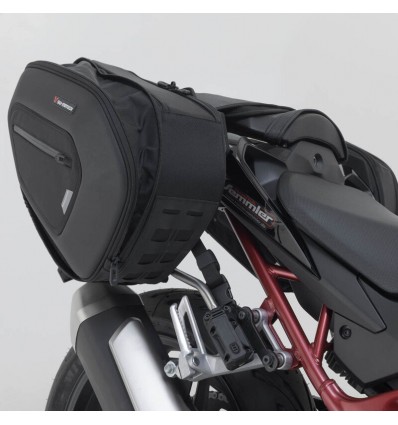 Borse laterali SW-Motech PRO Blaze con telai specifici per Honda CB 750 Hornet Borse laterali SW-Motech PRO Blaze con telai specifici per Honda CB 750 Hornet