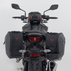 Borse laterali SW-Motech PRO Blaze con telai specifici per Honda CB 750 Hornet Borse laterali SW-Motech PRO Blaze con telai specifici per Honda CB 750 Hornet