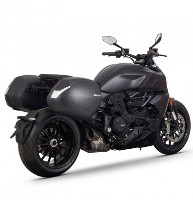 Portavaligie laterale Shad 3P su Ducati Diavel 1260 Portavaligie laterale Shad 3P su Ducati Diavel 1260