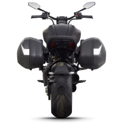 Portavaligie laterale Shad 3P su Ducati Diavel 1260 Portavaligie laterale Shad 3P su Ducati Diavel 1260